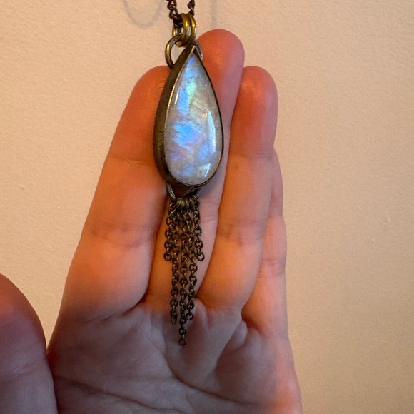 Rainbow moonstone pendant - Picture 2 of 6